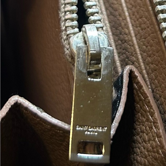 Saint Laurent Round Zipper Long Wallet - Picture 16 of 16